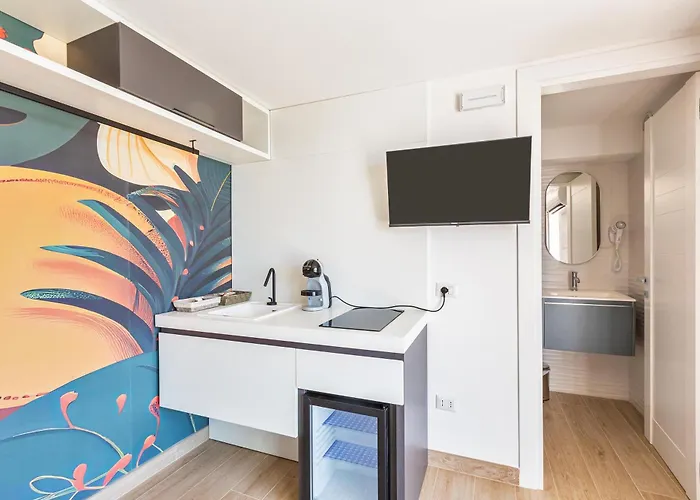 Absolute Suite Apartments