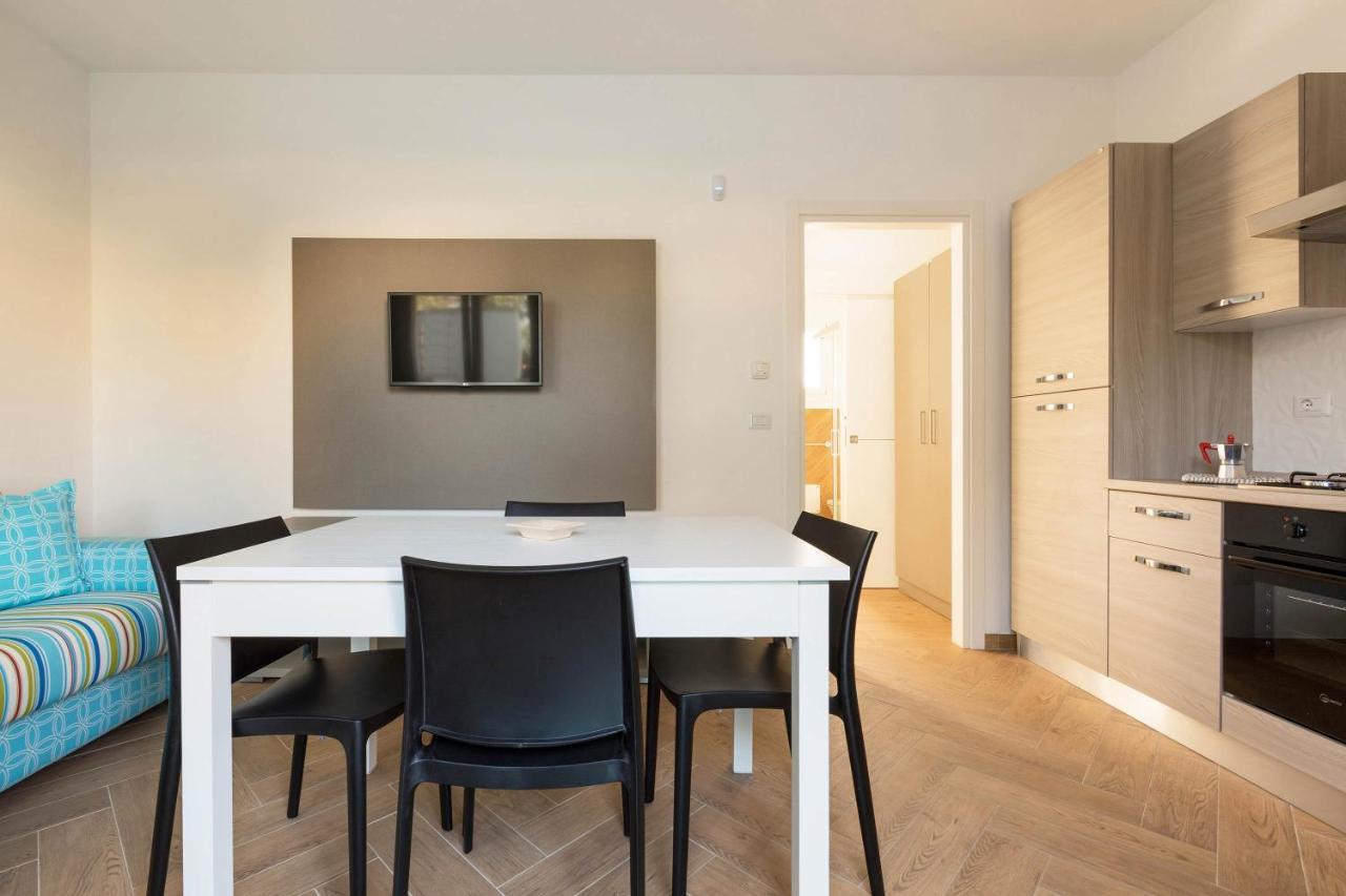 Absolute Apartment *