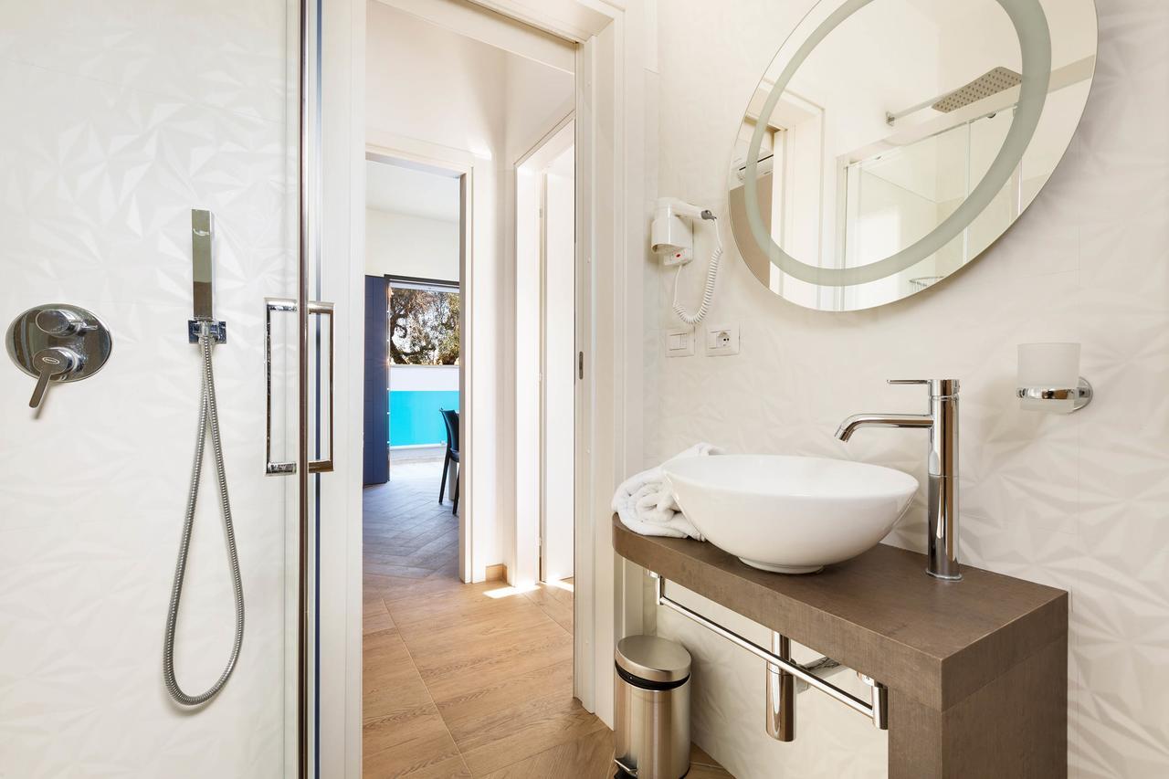 Absolute Apartment *